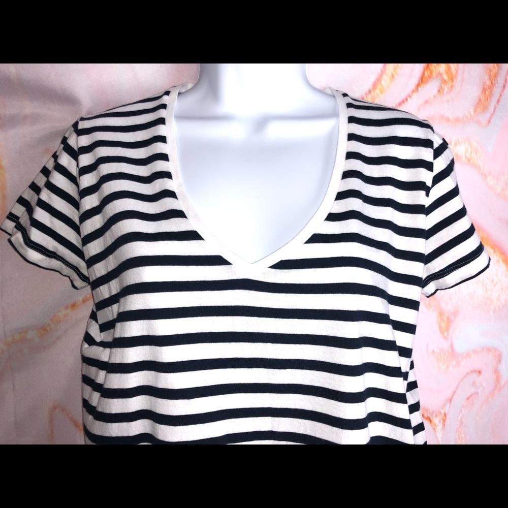Zara Tee and Short Set - Picture 2 of 3